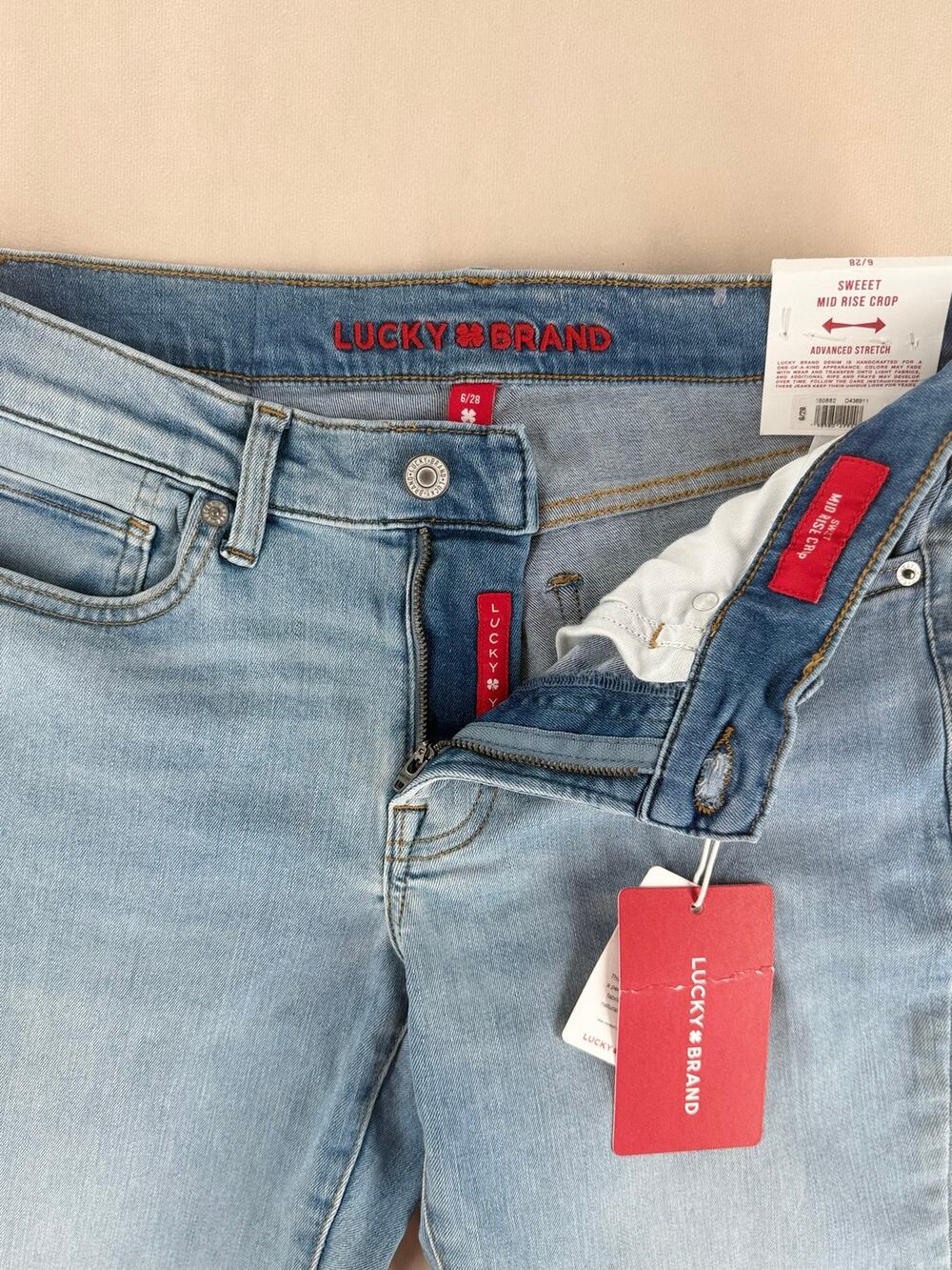 Lucky Brand Sweet Mid Rise Crop Jeans Light Wash Size 6/28 NWT